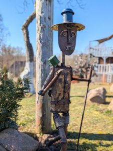 Dar vieno kertakampiečio liekanos.