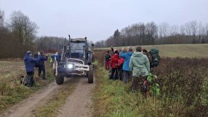 Impizavas traktoriukas.