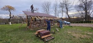 Sužiūrim ir sulygiuojam.